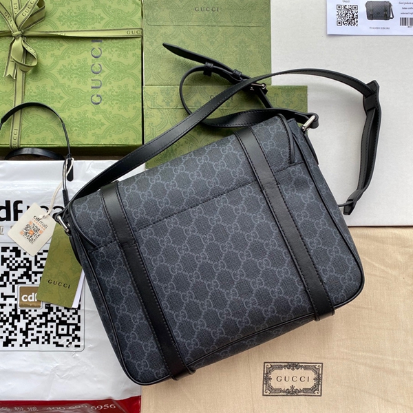 グッチバッグ背面デザイン